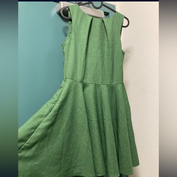 ModCloth “Luck be lady Green” timeless green dress - Picture 7 of 11